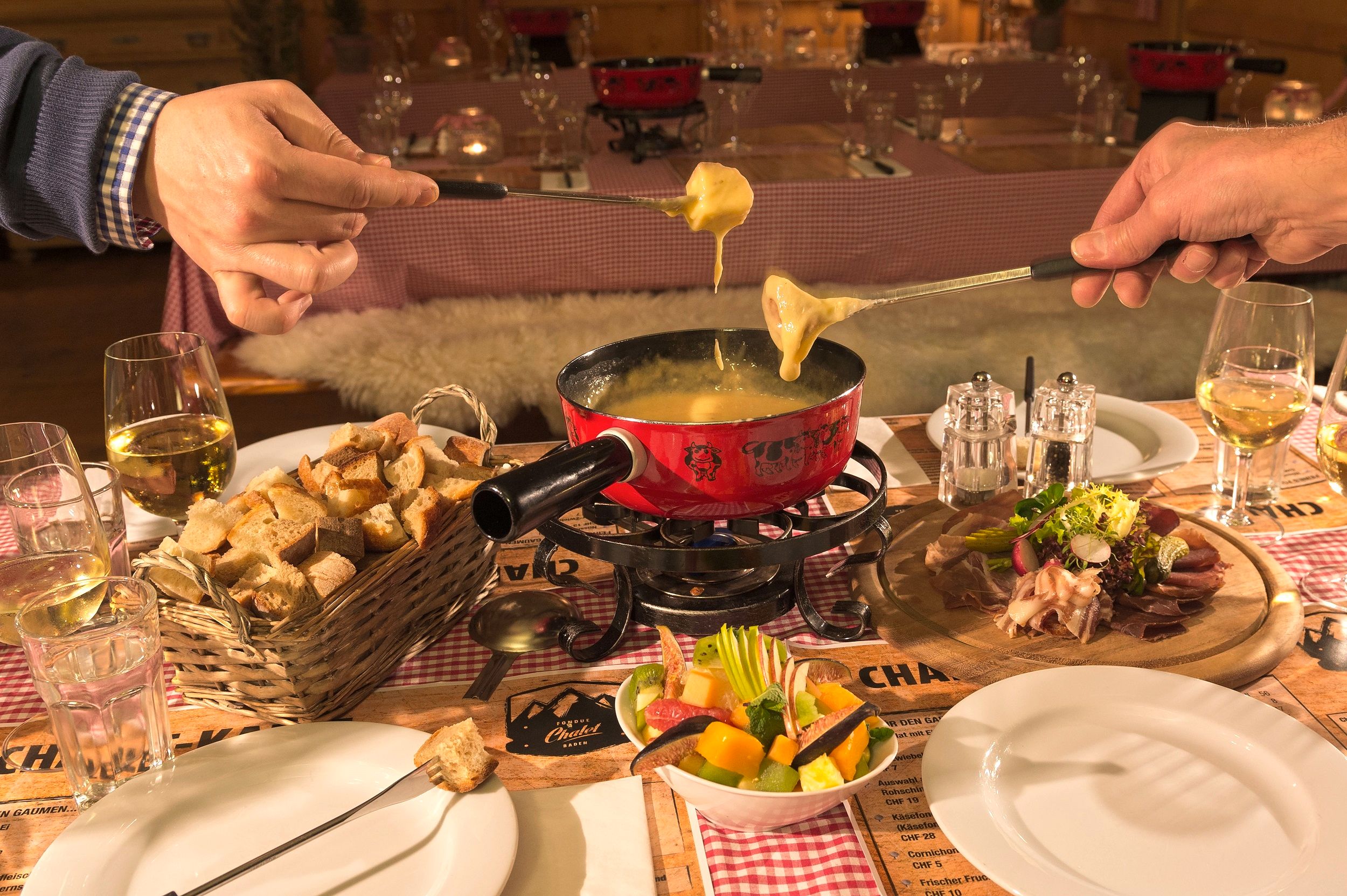 Fondue Chalet Baden feine frische Zutaten